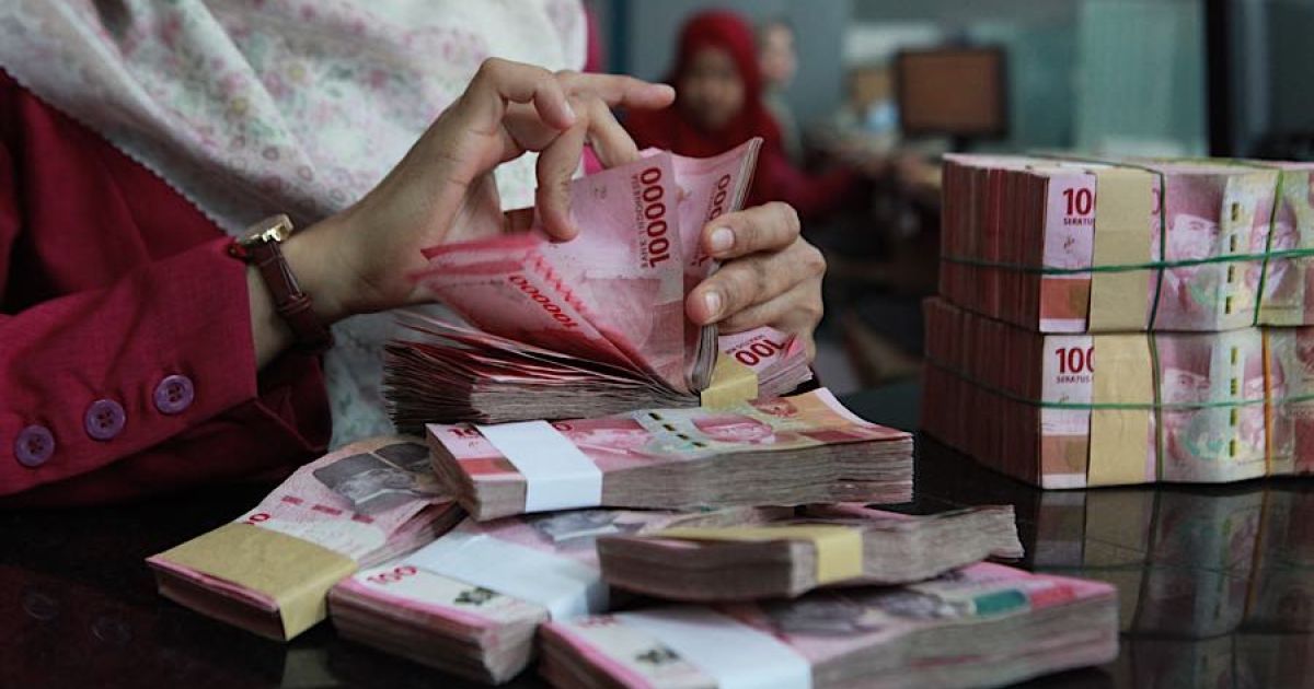 Rupiah Tertekan! Lonjakan Harga Minyak dan Ketegangan AS-Iran Jadi Momok Utama