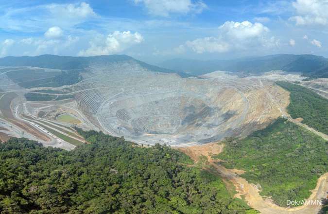 Ilustrasi: Target Produksi Emas Amman Mineral Nusa Tenggara Naik Tajam di 2026 Berkat Optimalisasi Operasi