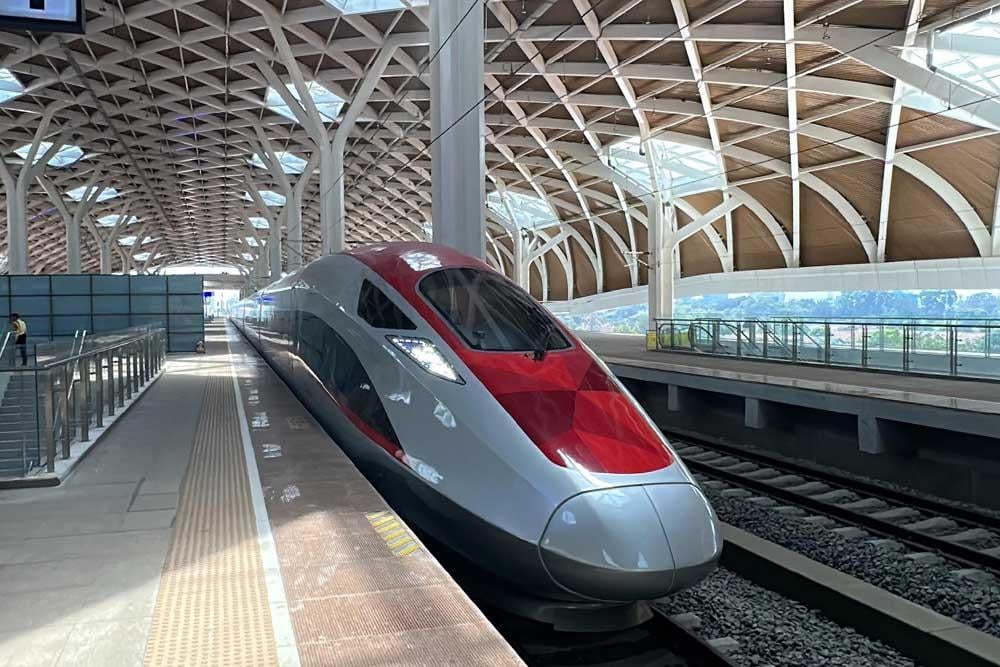 Skema Finansial Baru Siap Lindungi APBN dari Beban Utang Kereta Cepat Whoosh