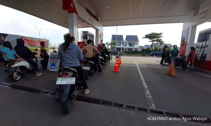 Ilustrasi: Pertalite Banjiri SPBU Pasca Kenaikan Harga Pertamax, BPH Migas Ungkap Tren Konsumsi
