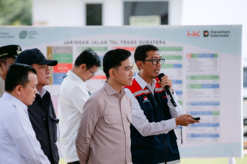 Wapres Gibran Tinjau Langsung Progres Pembangunan Tol Trans Sumatra Palembang-Jambi: Konektivitas dan Ekonomi Jadi Sorotan