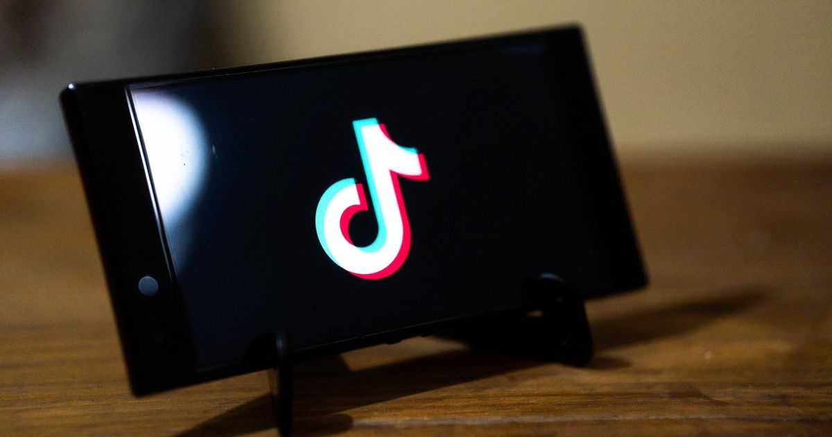 Ilustrasi cara menggunakan TikTok. (pixabay)