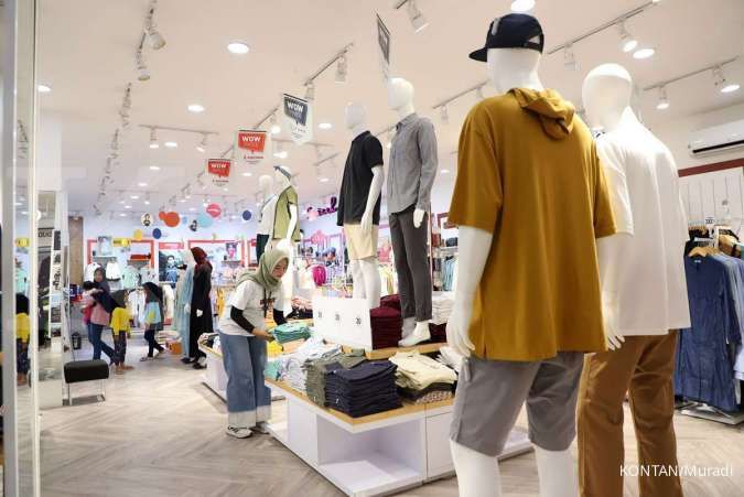 Ilustrasi: Lonjakan Harga Produk Impor Fashion Akibat Rupiah Melemah, Peritel Siapkan Strategi Antisipasi