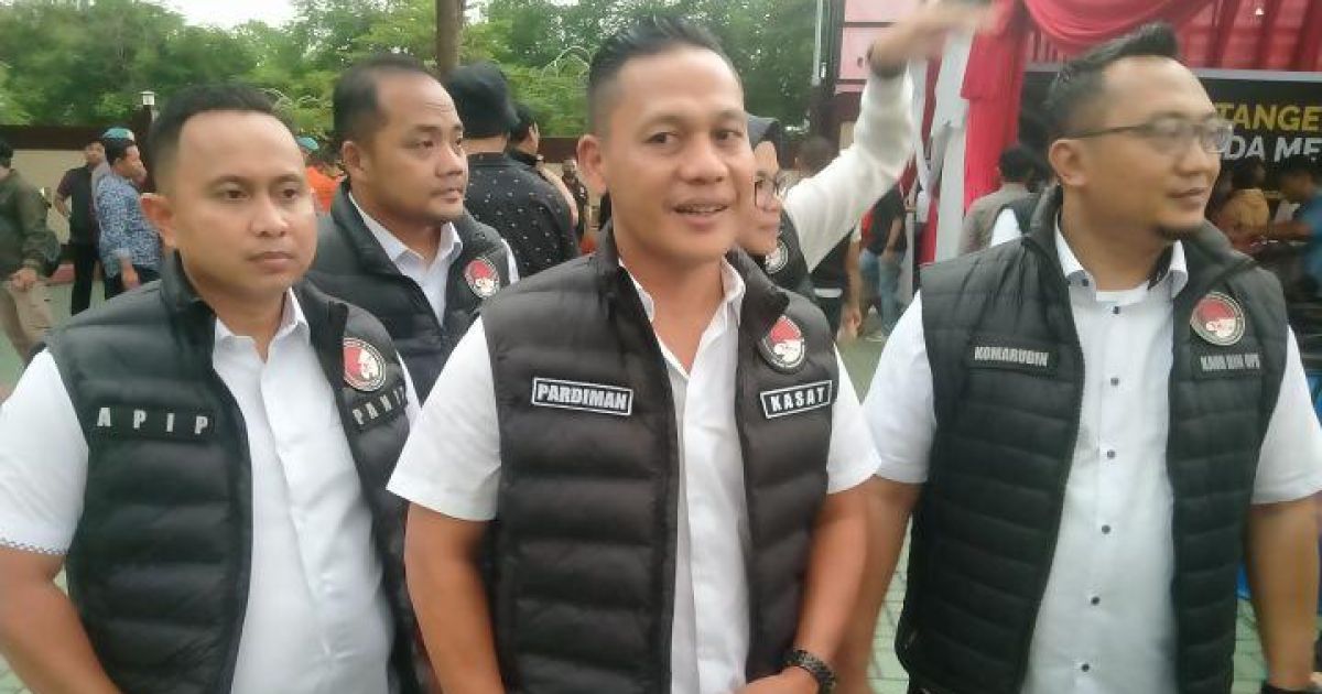 AKP Pardiman, Kasat Narkoba Polres Tangerang Selatan, ditangkap Bareskrim Polri terkait dugaan peredaran gelap narkoba. Ia ditangkap bersama sejumlah personel lainnya. [Foto: ist]