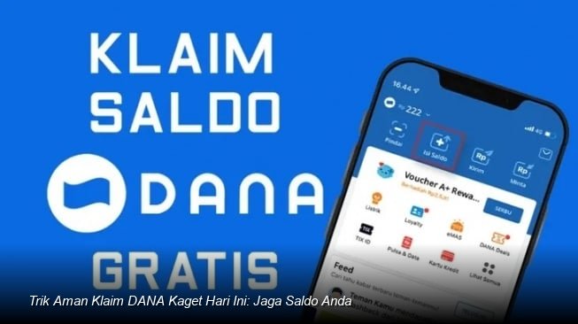 Seorang pengguna sedang memeriksa notifikasi saldo masuk di ponselnya dengan ekspresi waspada.