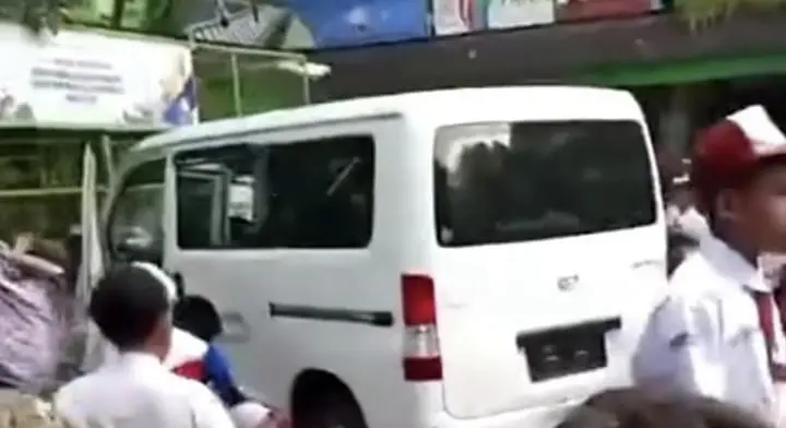 Mobil Pengantar MBG Tabrak Siswa di Cilincing: SPPG dan BGN Gerak Cepat Tangani Korban