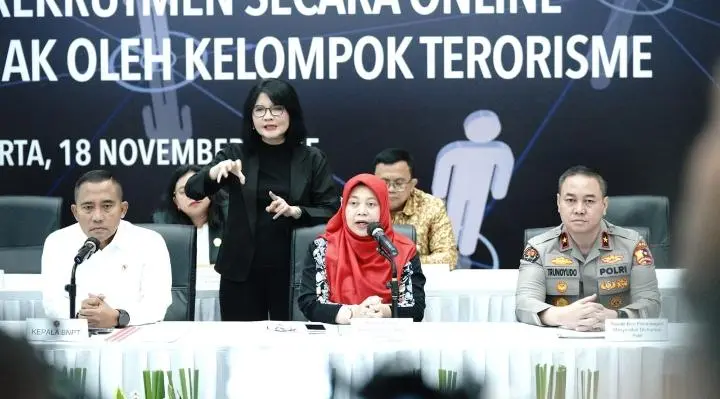Mengejutkan! Densus 88 Antiteror Polri Bongkar Modus Jaringan Terorisme Pengaruhi dan Rekrut Ratusan Anak di Media Sosial