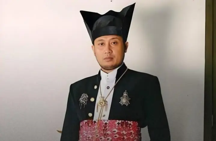 Profil KGPH Hangabehi, Putra Tertua Keraton Surakarta Kandidat Kuat Pakubowono XIV: Umur, Orang Tua, dan Rekam Jejaknya 