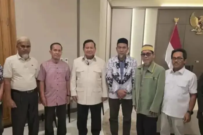 Dituduh Pungli Saat Berusaha Bantu Honorer, Kini Hak dan Martabat Dua Guru Honorer di Luwu Utara Dipulihkan Presiden Prabowo