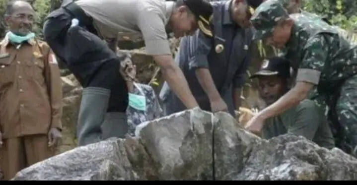 Masyaallah! Batu Giok Seberat 5000 yang Terkubur di Hutan Beutong Aceh Ditemukan, Cek Faktanya!