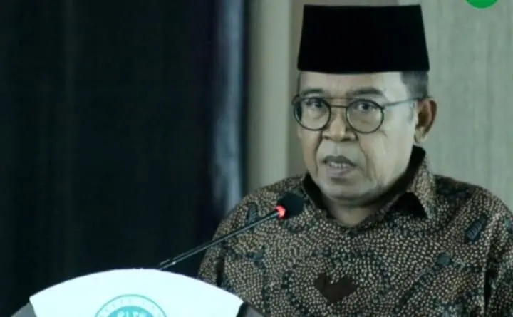 Sosok KH. Muhammad Anwar Manshur, Pengasuh Lirboyo dan Sorotan Publik dalam Kasus Boikot Trans7