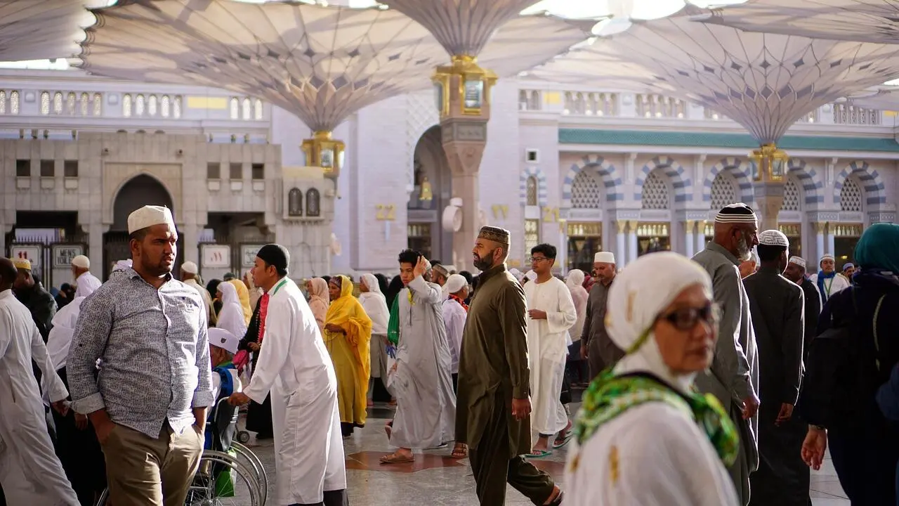 Mengapa Biaya Haji Selalu Naik? Memahami Faktor-Faktor Utama Kenaikan BPIH