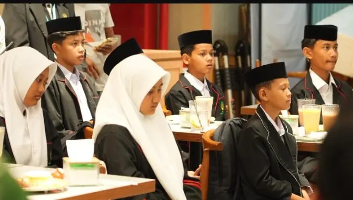 Hebat! Santri Indonesia Ikuti Kompetisi Olahraga Internasional di Rusia