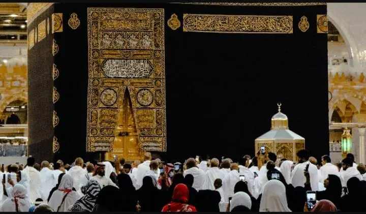 Belum Apa-apa DPR Sudah  Khawatir Kuota Haji Besar, Takut Jadi Beban Keuangan Negara, Netizen: Jemaah Haji Kan Bayar Sendiri?