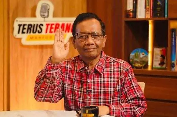 TEGAS! Mahfud MD: Usulan Pemakzulan Gibran Sah Konstitusional dan Sangat Elegan!