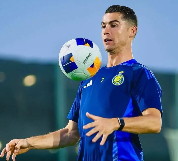 Cristiano Ronaldo Ditawarkan Dua Opsi Klub Jika Ingin Meninggalkan Al Nassr, Asal Jangan Meninggalkan Arab Saudi