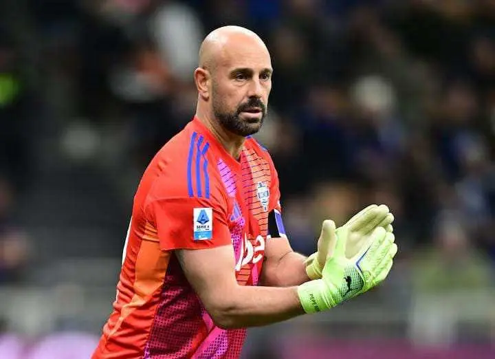 Mantan Kiper Spanyol dan Liverpool, Reina Umumkan Pensiun