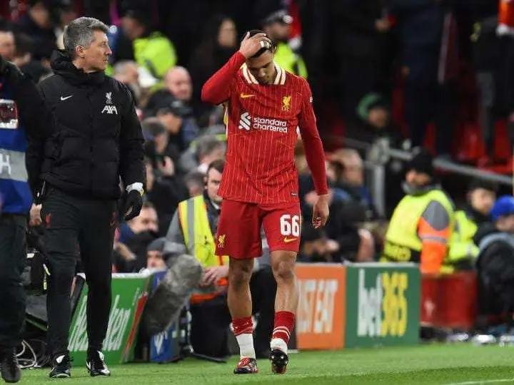 Alexander-Arnold dari Liverpool  Harus Absen di final Piala Liga, Usai Alami Cedera