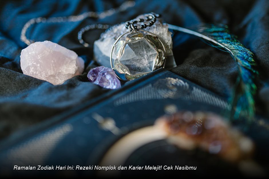 Ramalan Zodiak Hari Ini: Rezeki Nomplok dan Karier Melejit! Cek Nasibmu
